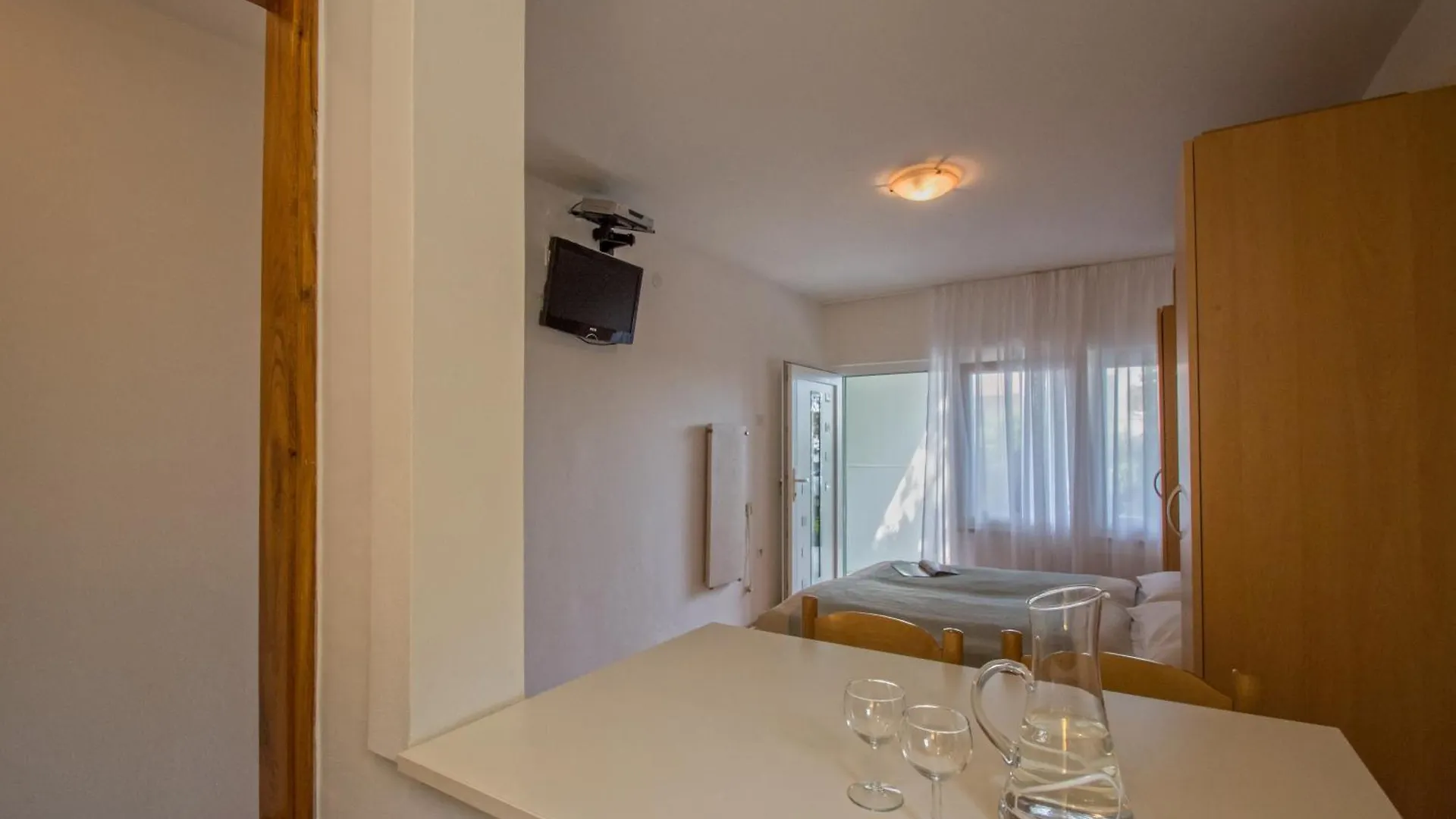 Apartmani Crikvenica 29894 - Lucica